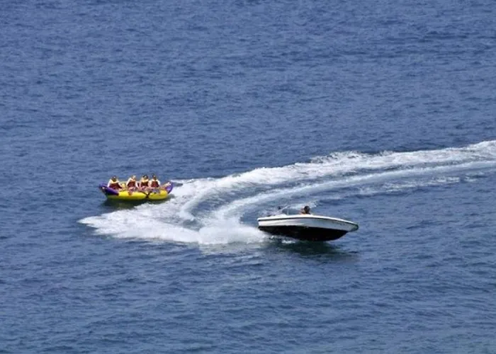 Misia Enas - Modern 2 Bedroom With Sea Views - Close To