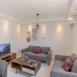 Misia Enas - Modern 2 Bedroom With Sea Views - Close To * Ayía Nápa