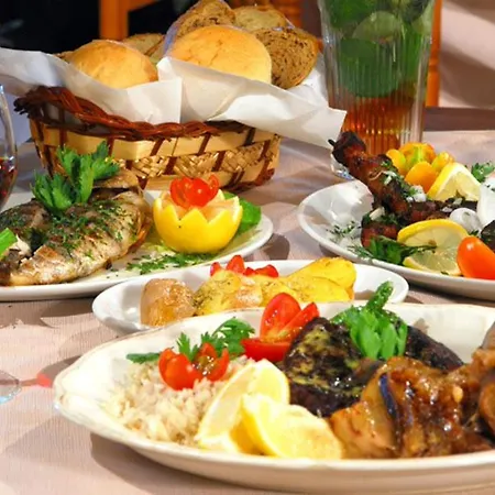 Appartement Misia Enas - Modern 2 Bedroom With Sea Views - Close To *