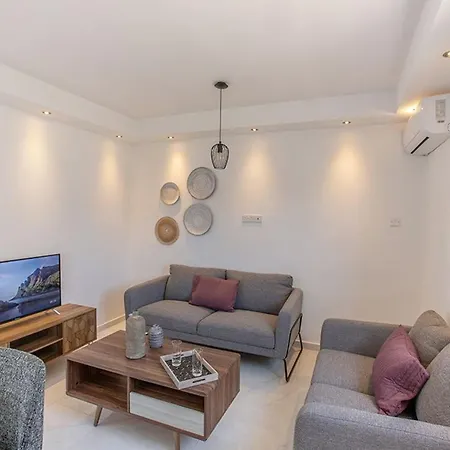 Misia Enas - Modern 2 Bedroom With Sea Views - Close To * Αγία Νάπα